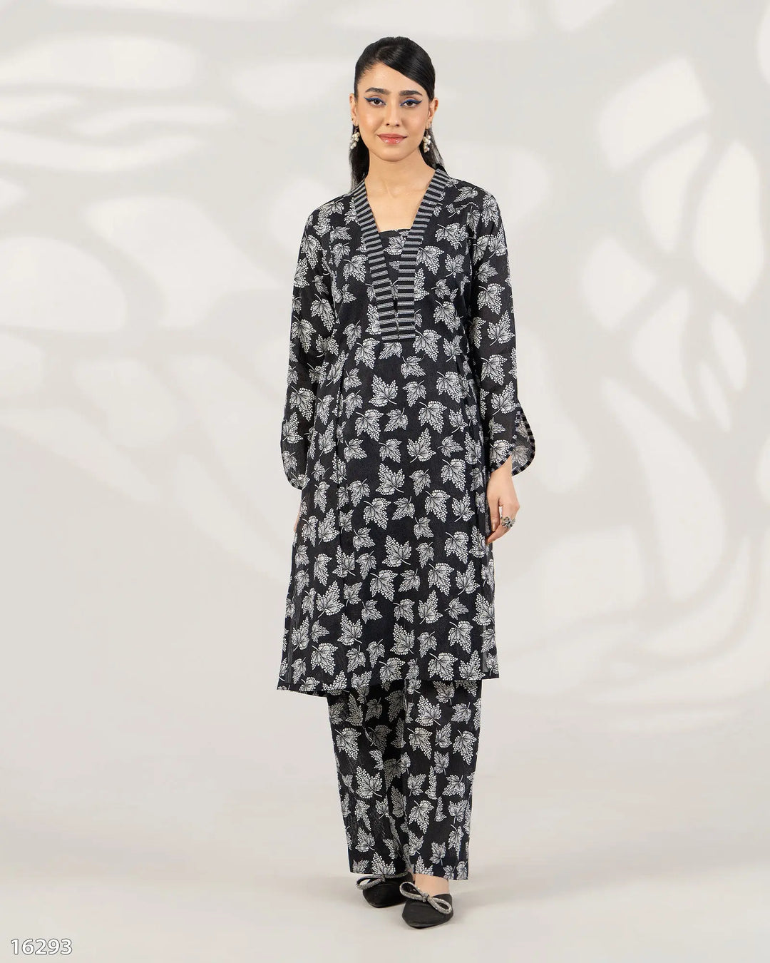 2 Piece Khaddar Suit Stitched | 16293-IG-KD - Sha Posh Textile