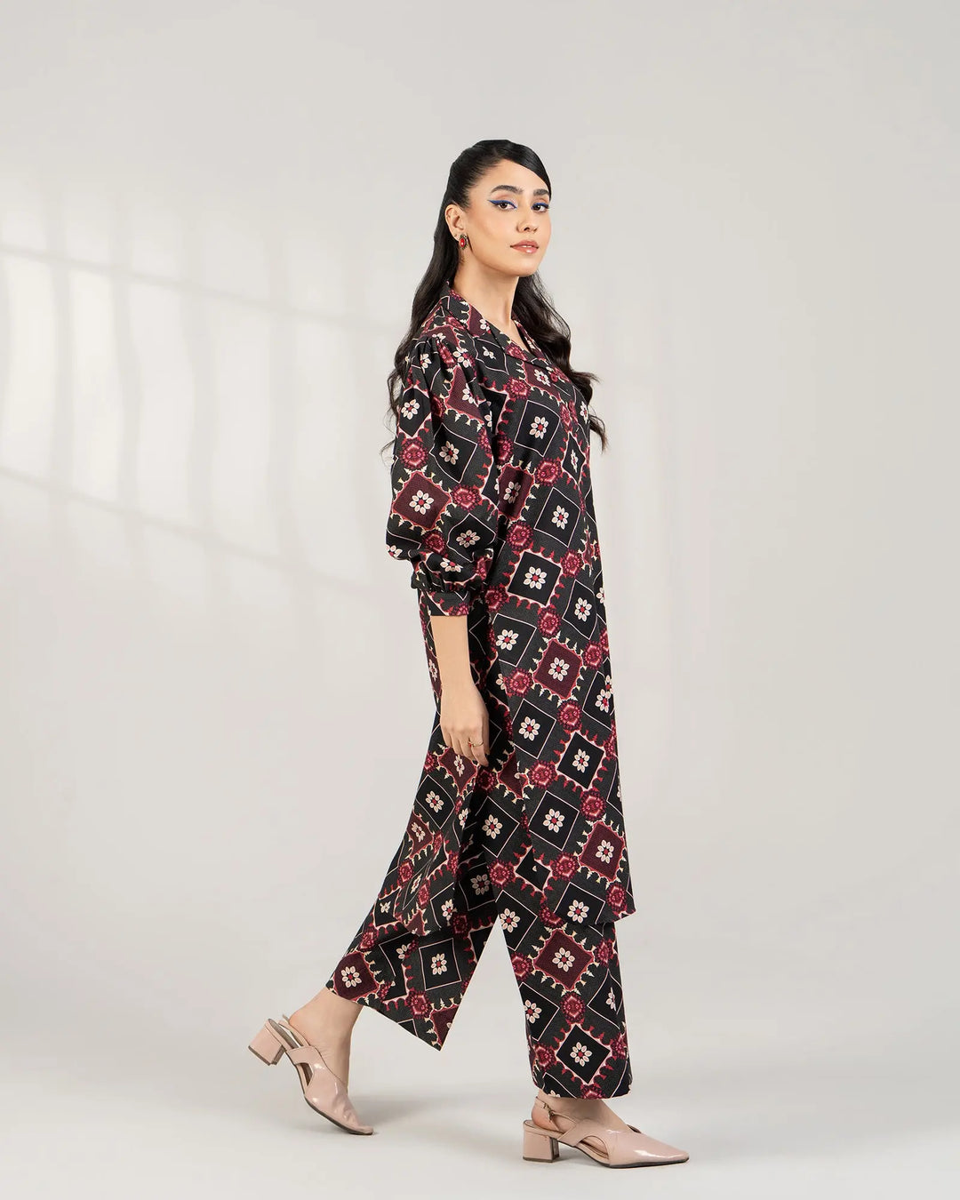 2 Piece - Printed Khaddar Suit Unstitched | UNFF-002 - Sha Posh Textile