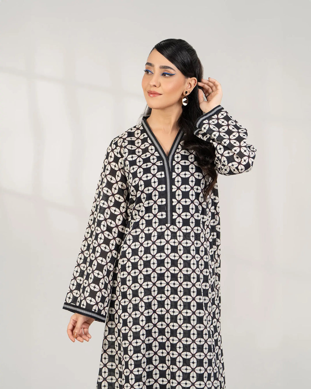 2 Piece - Printed Khaddar Suit Unstitched | UNFF-005 - Sha Posh Textile