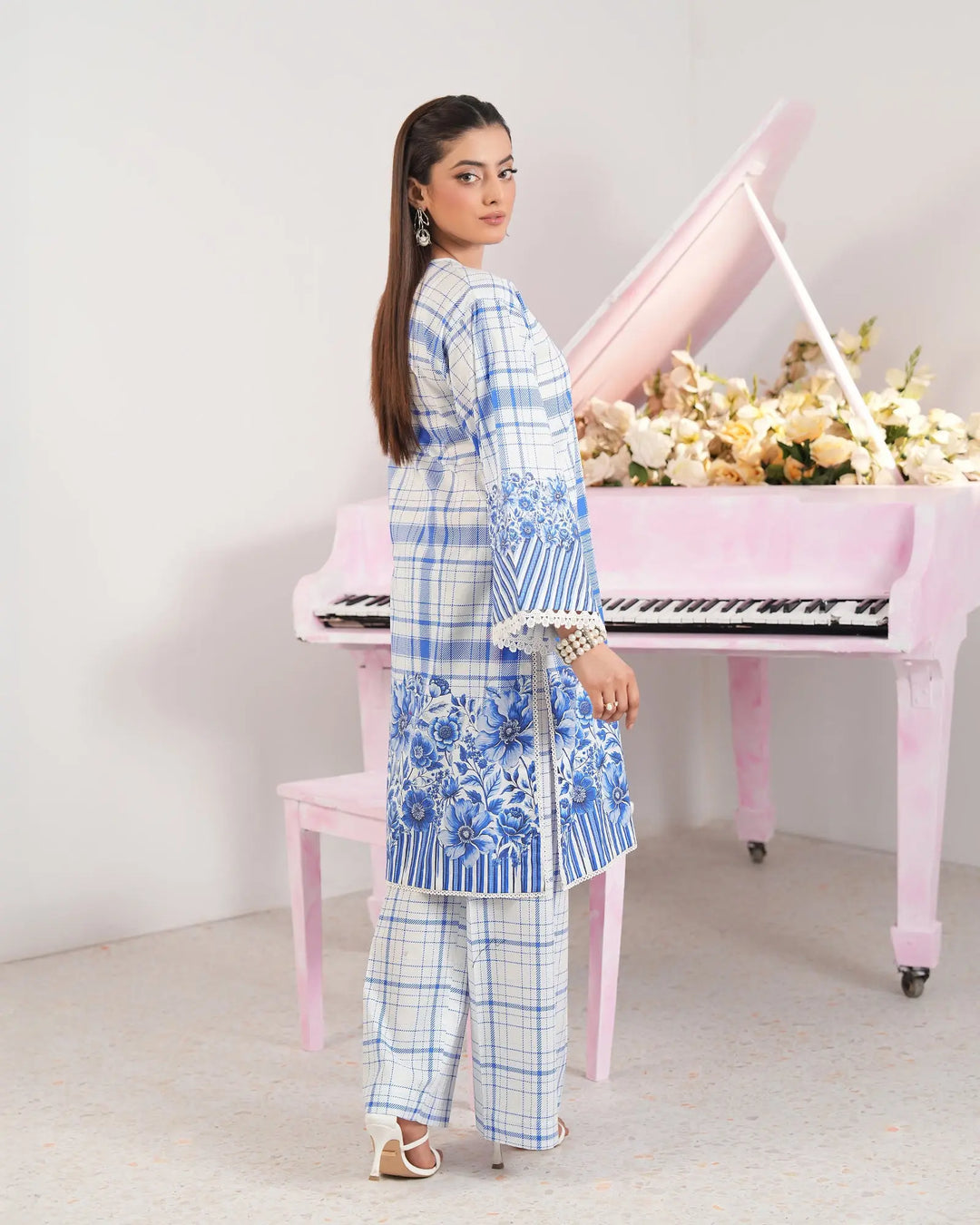 2-Piece Printed Lawn Suit Unstitched | UNFF0120-LWN Sha Posh Textile