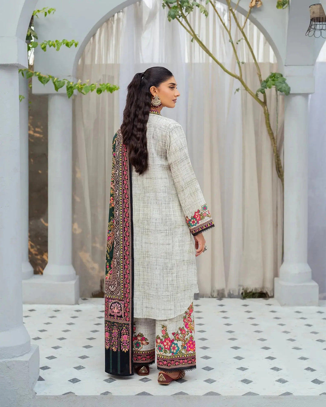 3 Piece - Printed Khaddar Suit Unstitched | UNFF015 - Sha Posh Textile