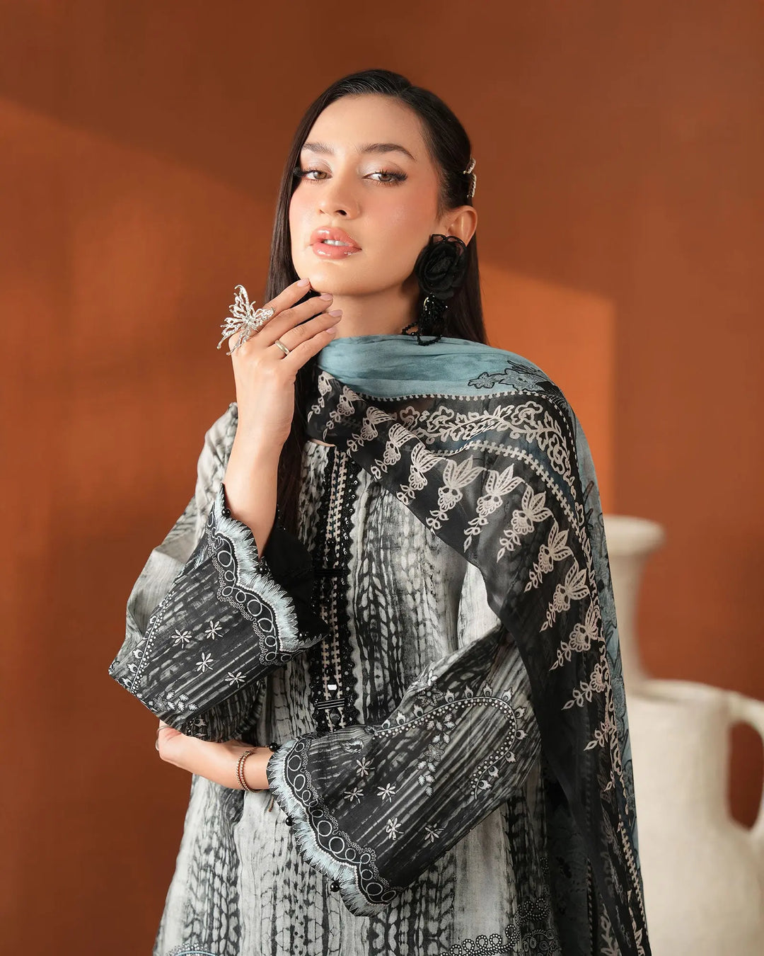 3-Piece Ready-to-Wear Lawn Suit | 17321-IG-LWN Sha Posh Textile