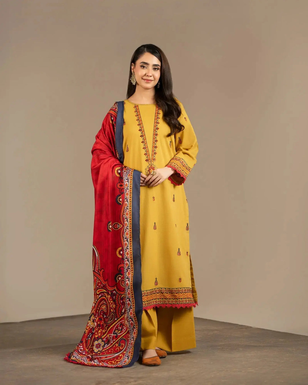 Cross Slub Khaddar 3PC | 16430 Sha Posh Textile