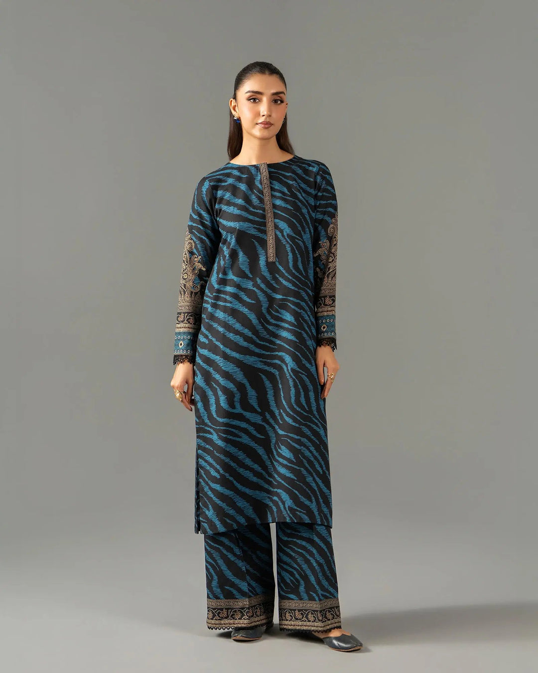 Khaddar 2PC | 16500 Sha Posh Textile