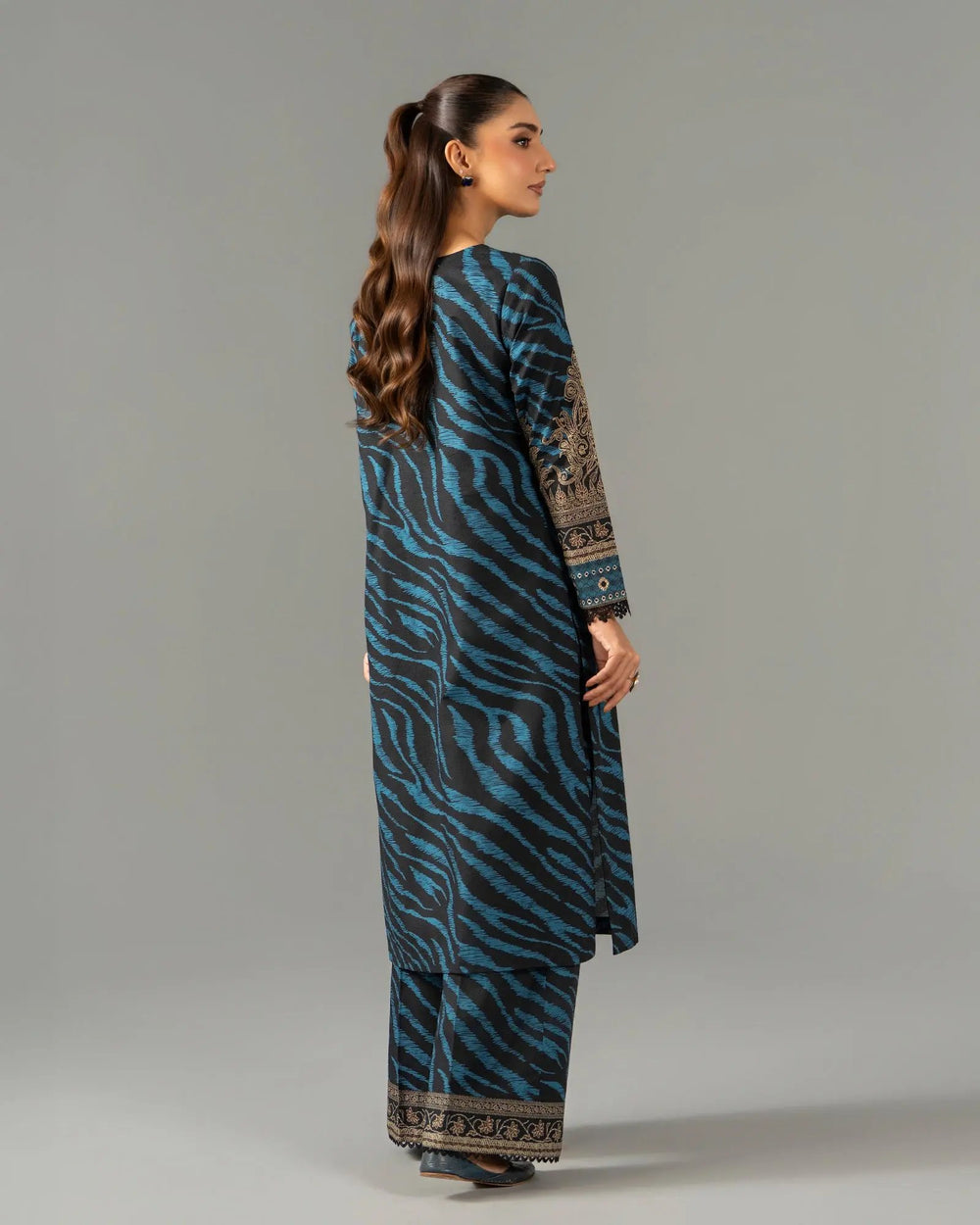 Khaddar 2PC | 16500 Sha Posh Textile