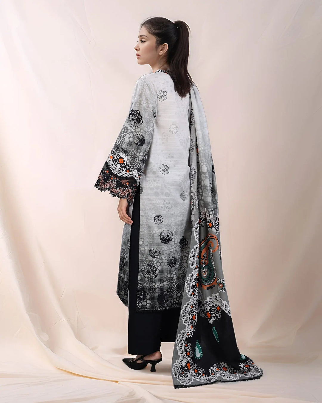 Khaddar 3PC | 16353 Sha Posh Textile