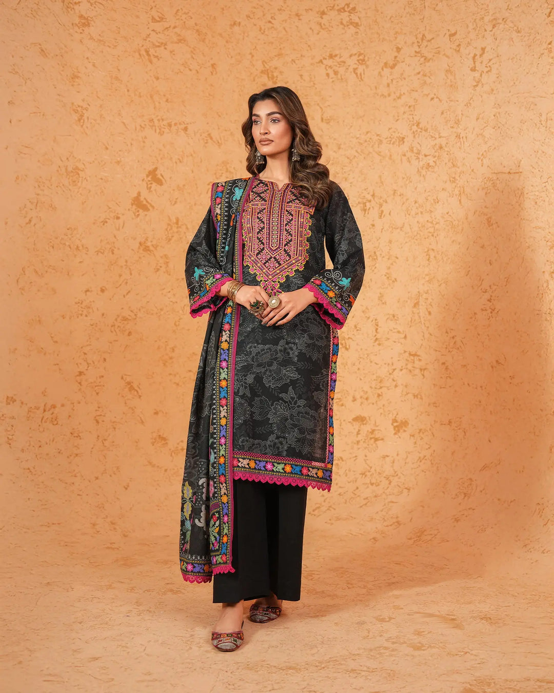 Khaddar 3PC | 16356-IG-KD Sha Posh Textile