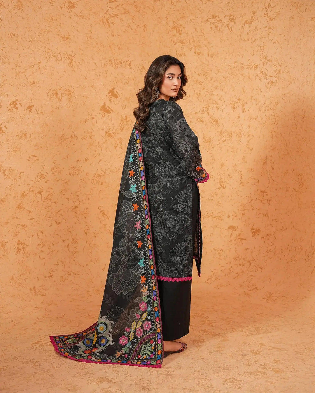 Khaddar 3PC | 16356-IG-KD Sha Posh Textile