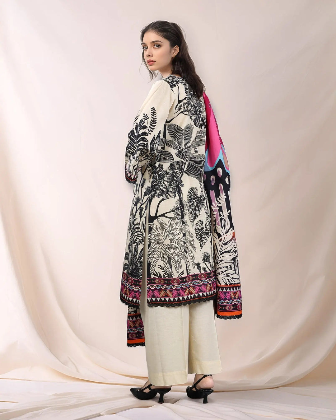 Khaddar 3PC | 16486 Sha Posh Textile