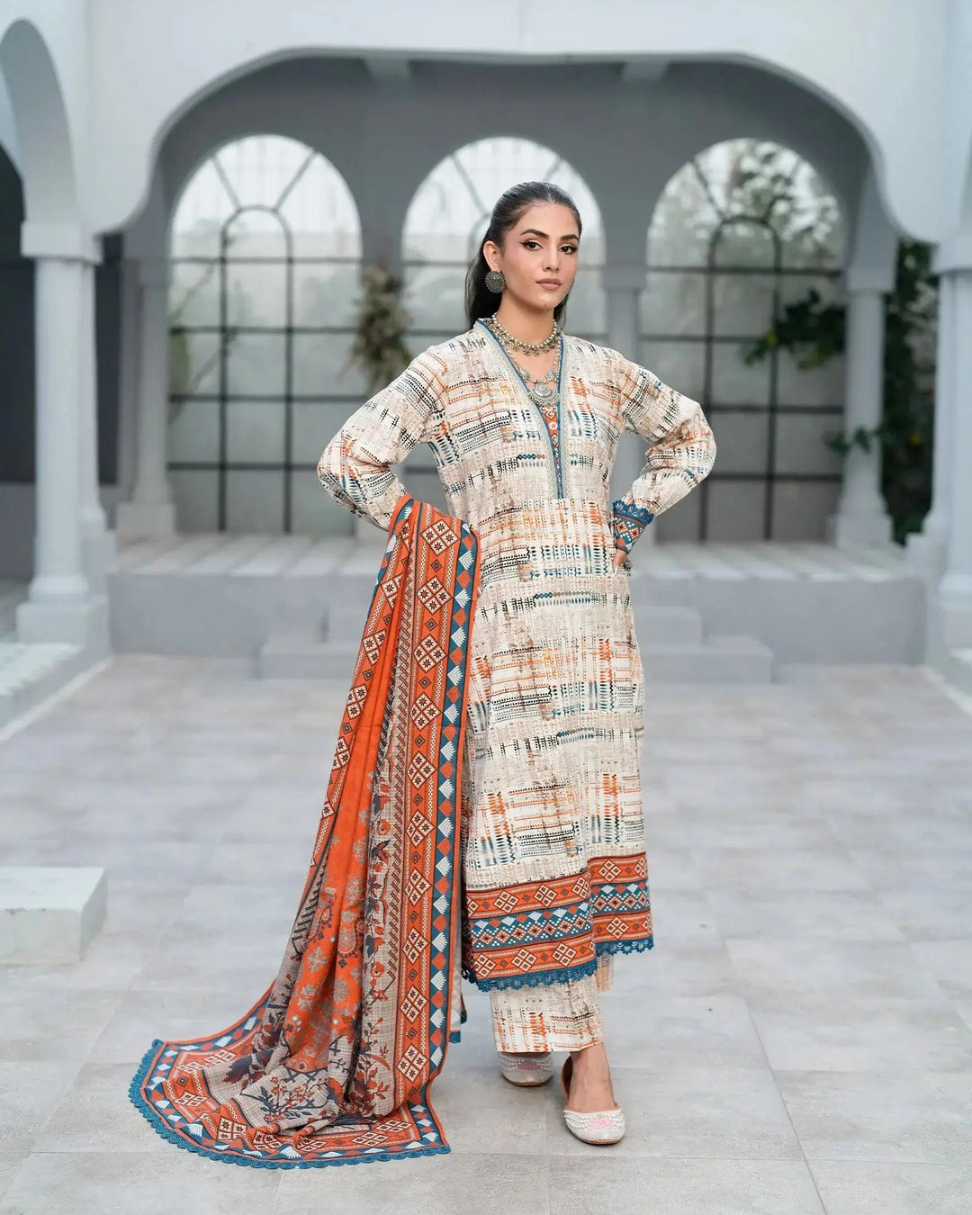 3 Piece - Khaddar Printed Suit Unstitched | UNFF023 - Sha Posh Textile