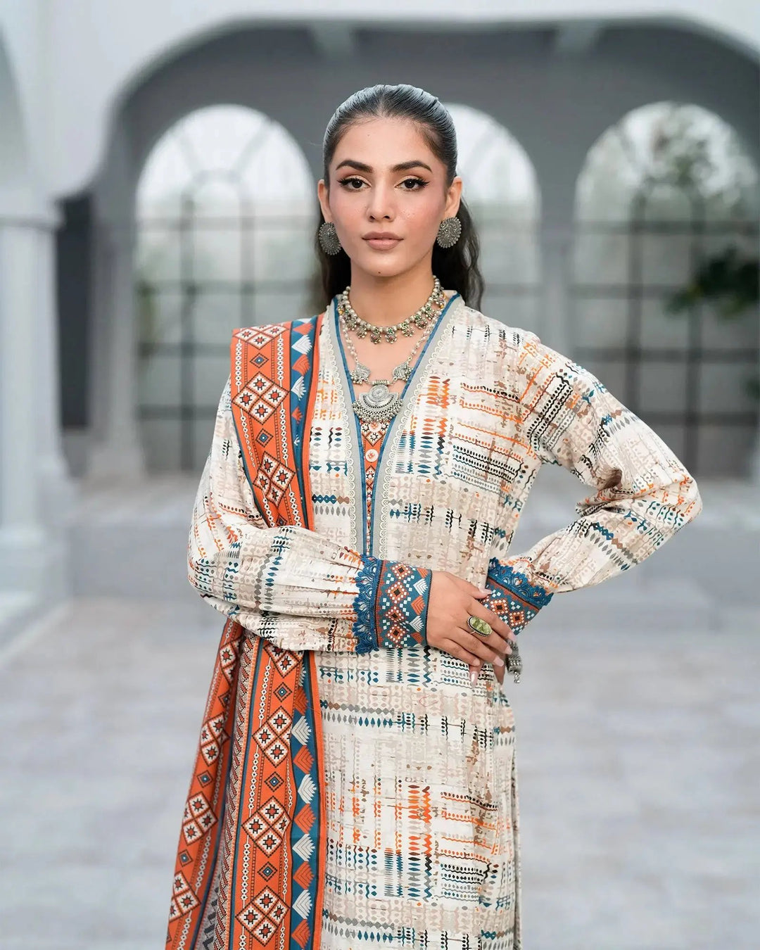 3 Piece - Khaddar Printed Suit Unstitched | UNFF023 - Sha Posh Textile