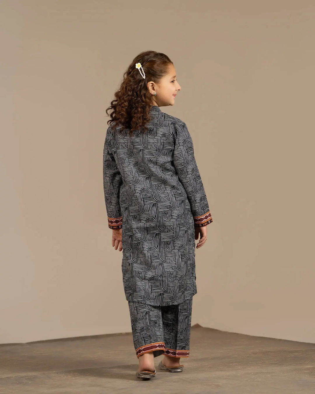 Kids Khaddar 2PC | 16469 Sha Posh Textile
