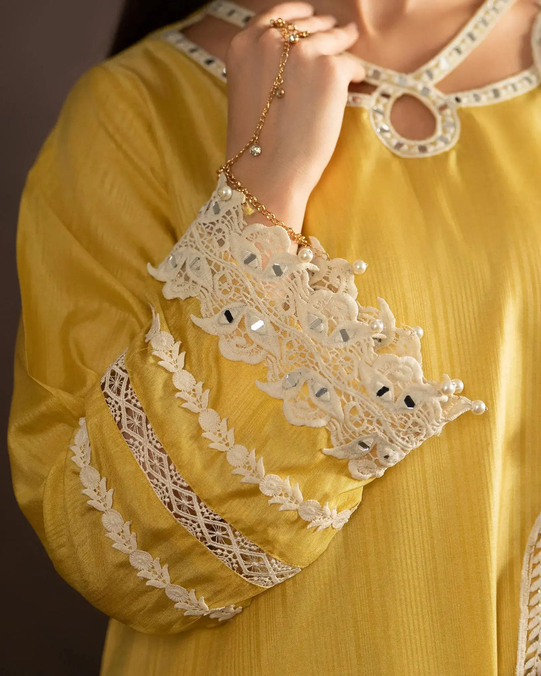 Tasser 3PC | 9710 Sha Posh Textile