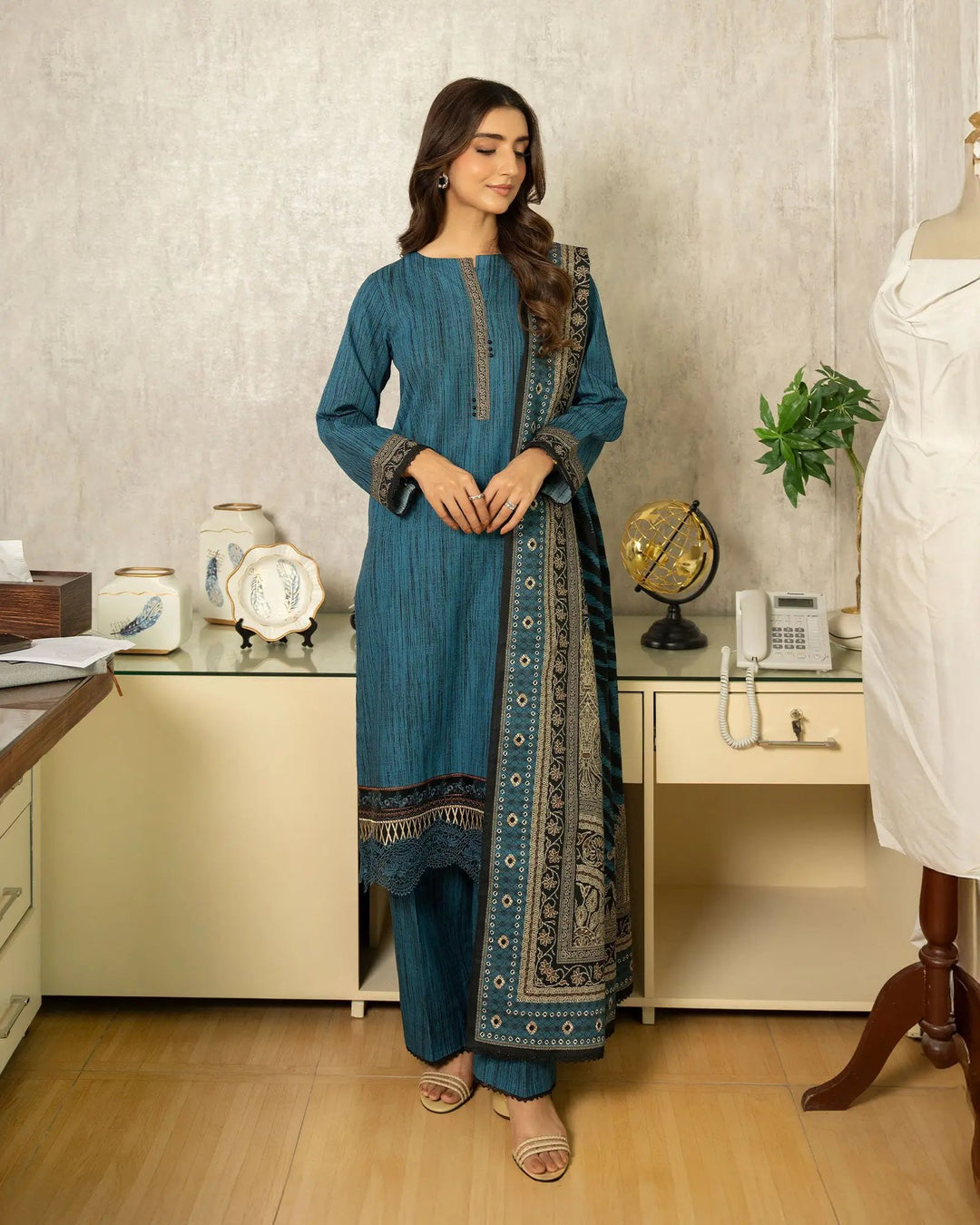 Unstitched Khaddar | UNFF208 Sha Posh Textile