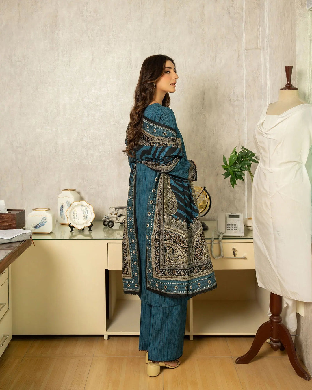 Unstitched Khaddar | UNFF208 Sha Posh Textile