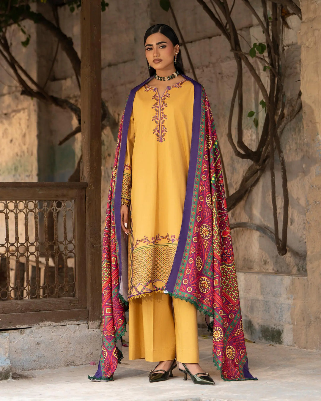 Women 3 Pcs Women Cross Slub Khaddar | 16447-IG-C.S.KD