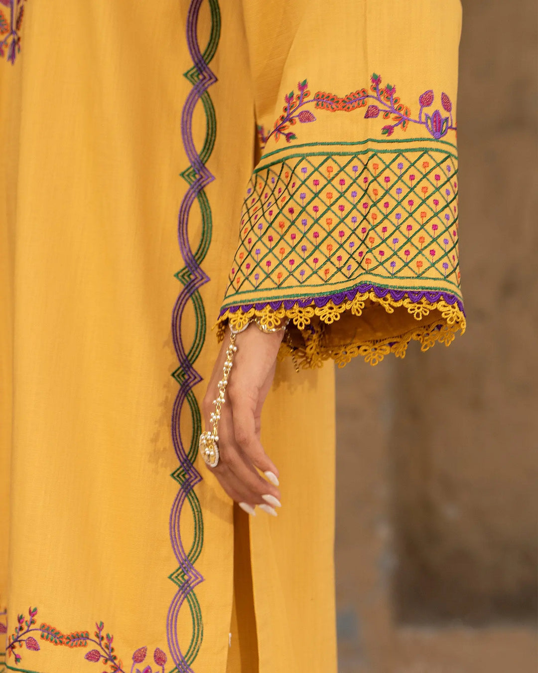 Women 3 Pcs Women Cross Slub Khaddar | 16447-IG-C.S.KD