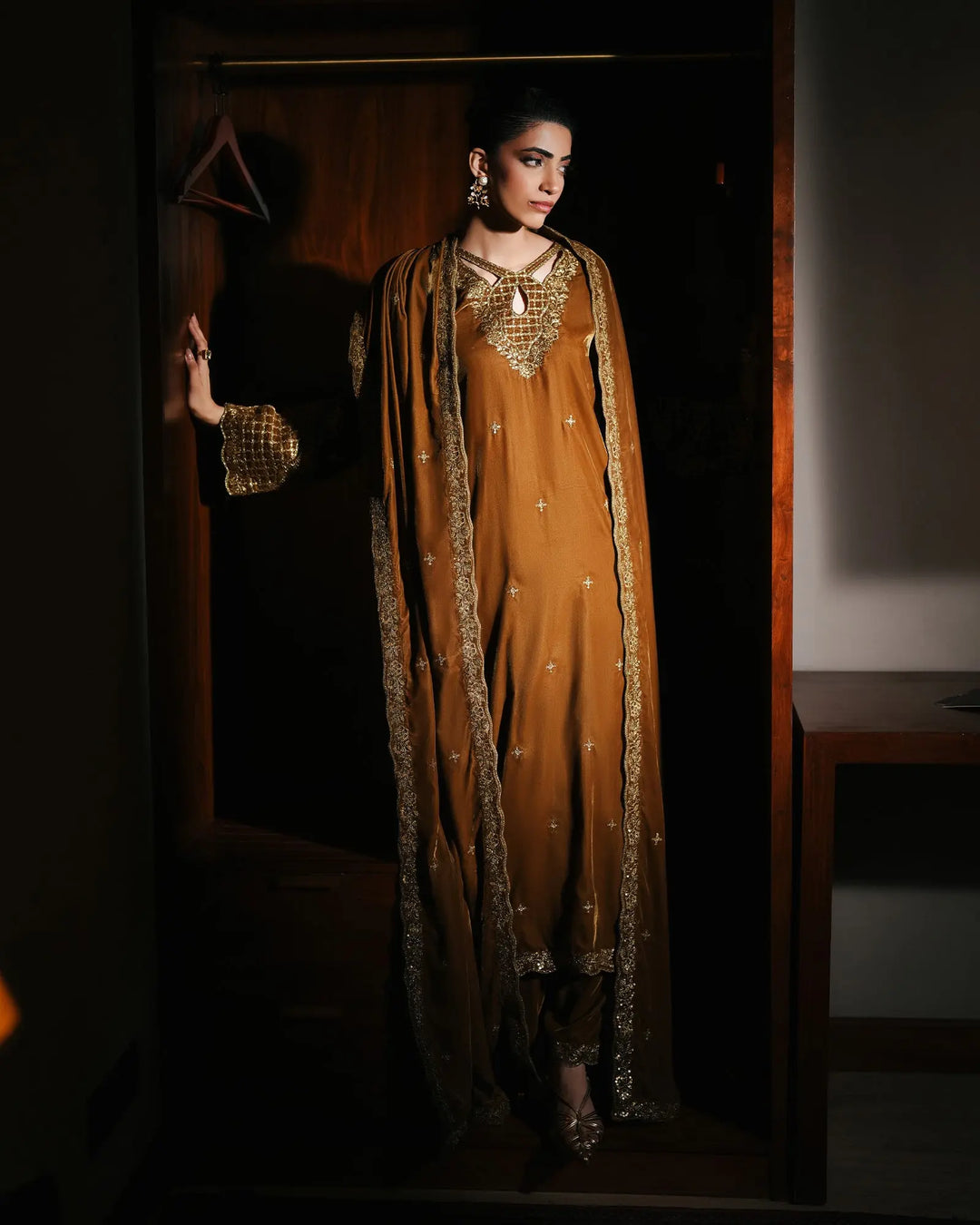 Women Velvet 3 Pcs | 1249