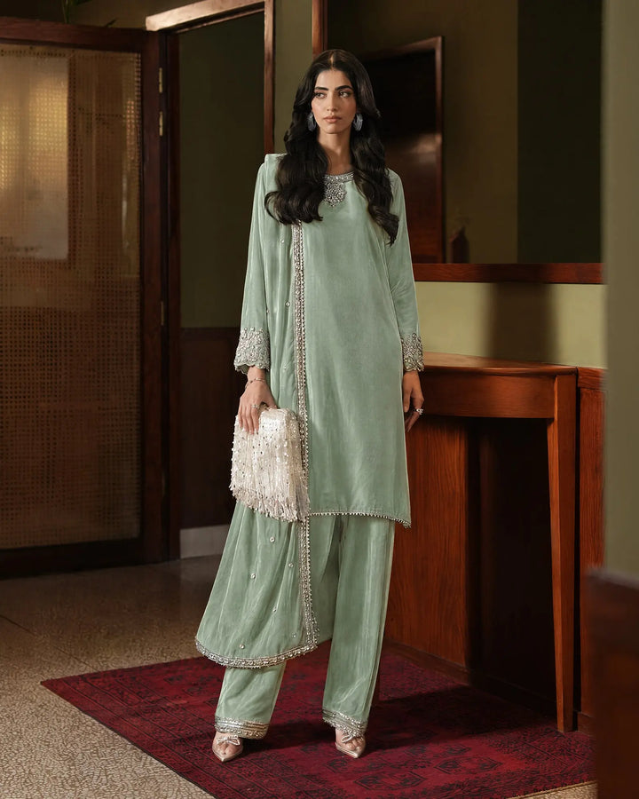 Women Velvet 3 Pcs | 1250