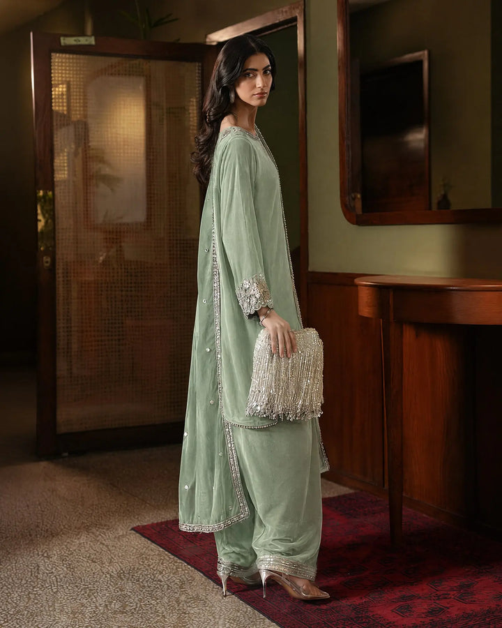 Women Velvet 3 Pcs | 1250