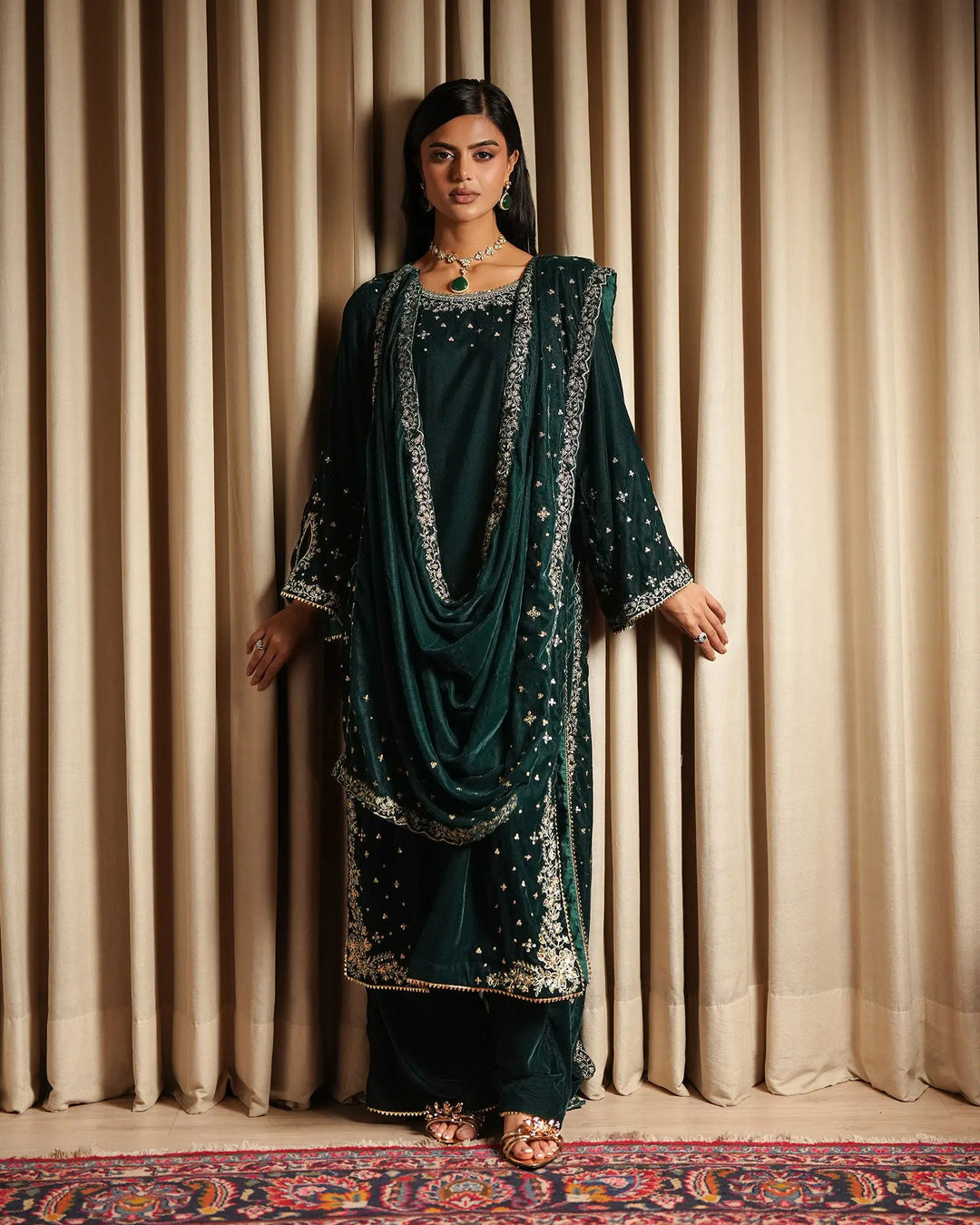 Women Velvet 3 Pcs | 1252