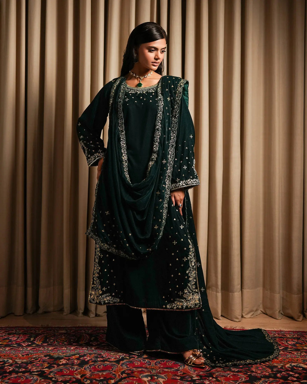 Women Velvet 3 Pcs | 1252