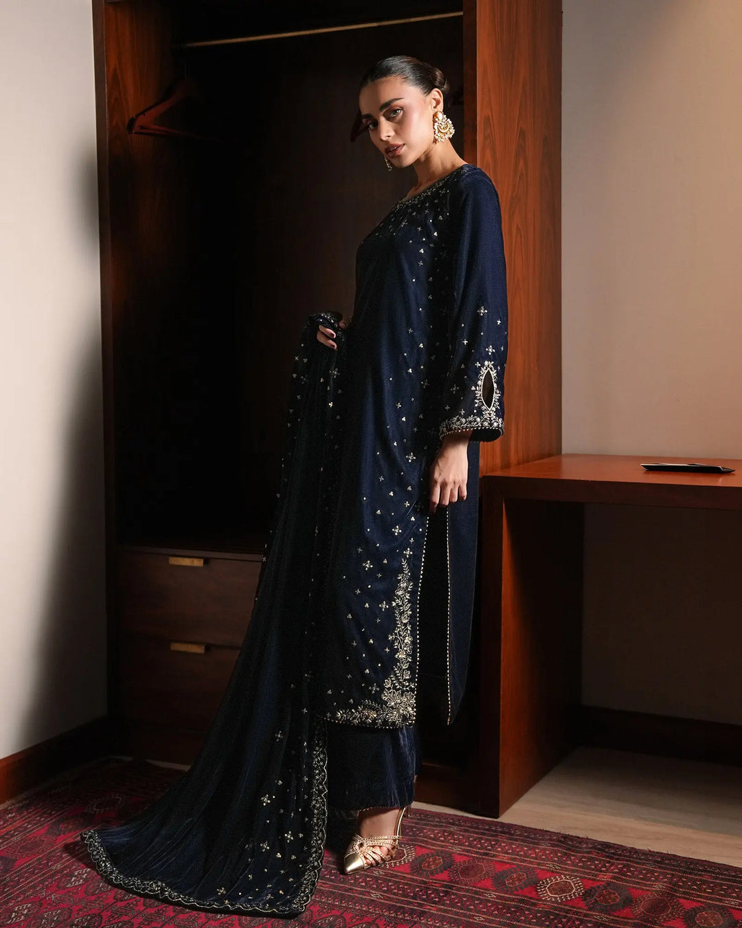 Women Velvet 3 Pcs | 1252