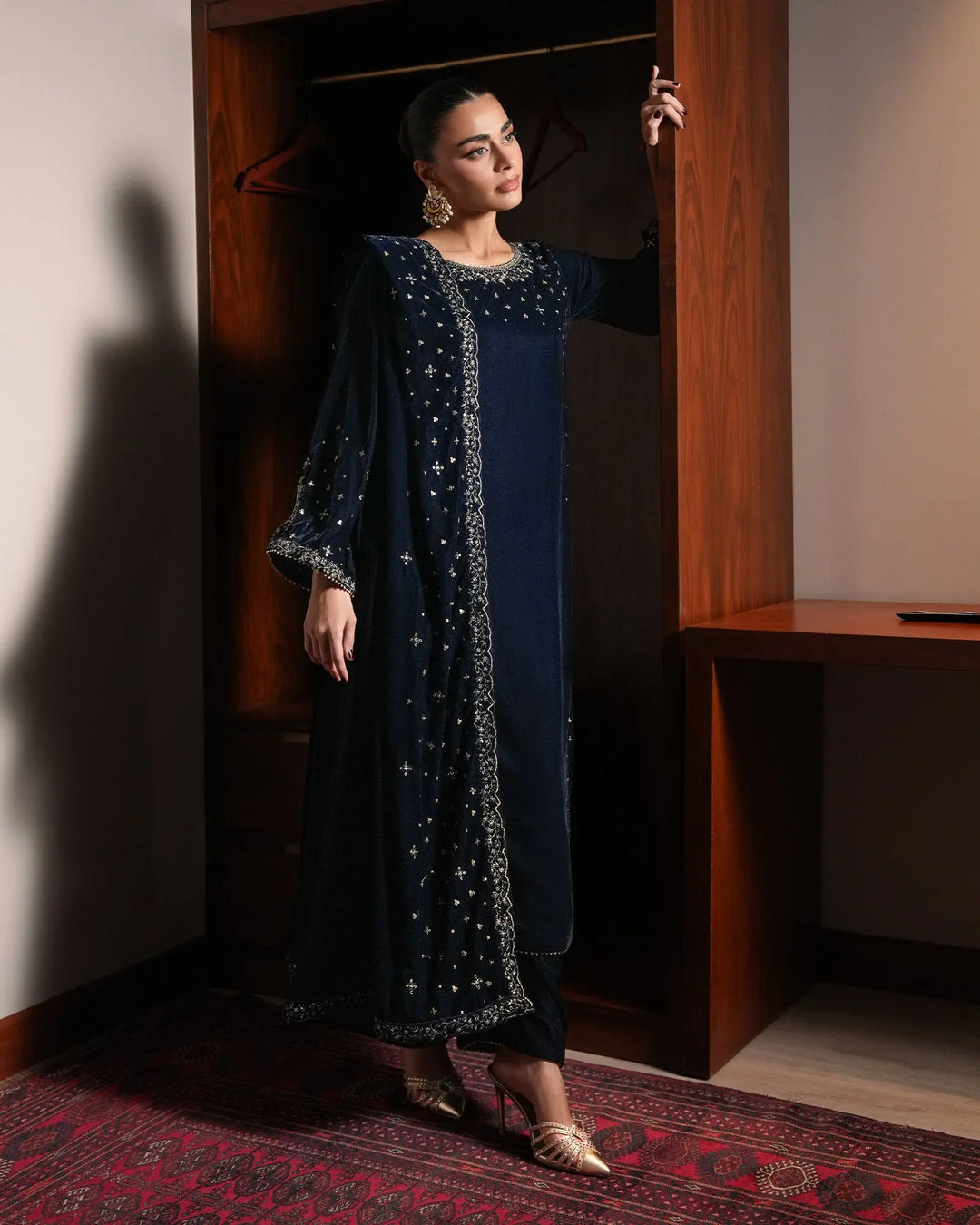 Women Velvet 3 Pcs | 1252